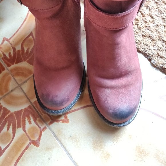 Leather Burgundy Boots - Picture 5 of 5